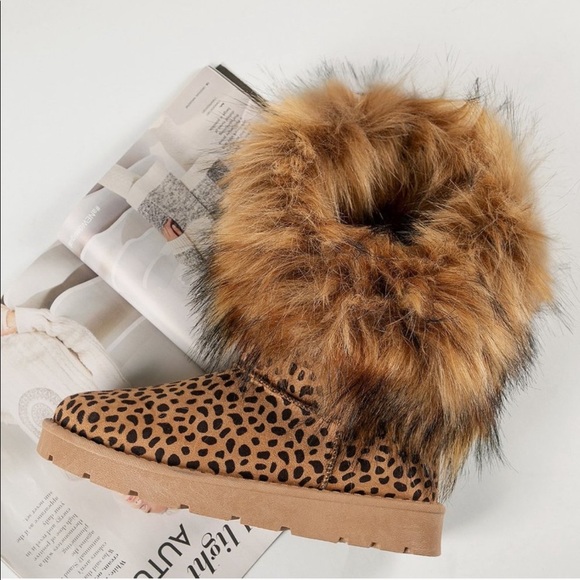 Asymmetrical Cheetah Print Faux Fur Boots - Picture 3 of 7